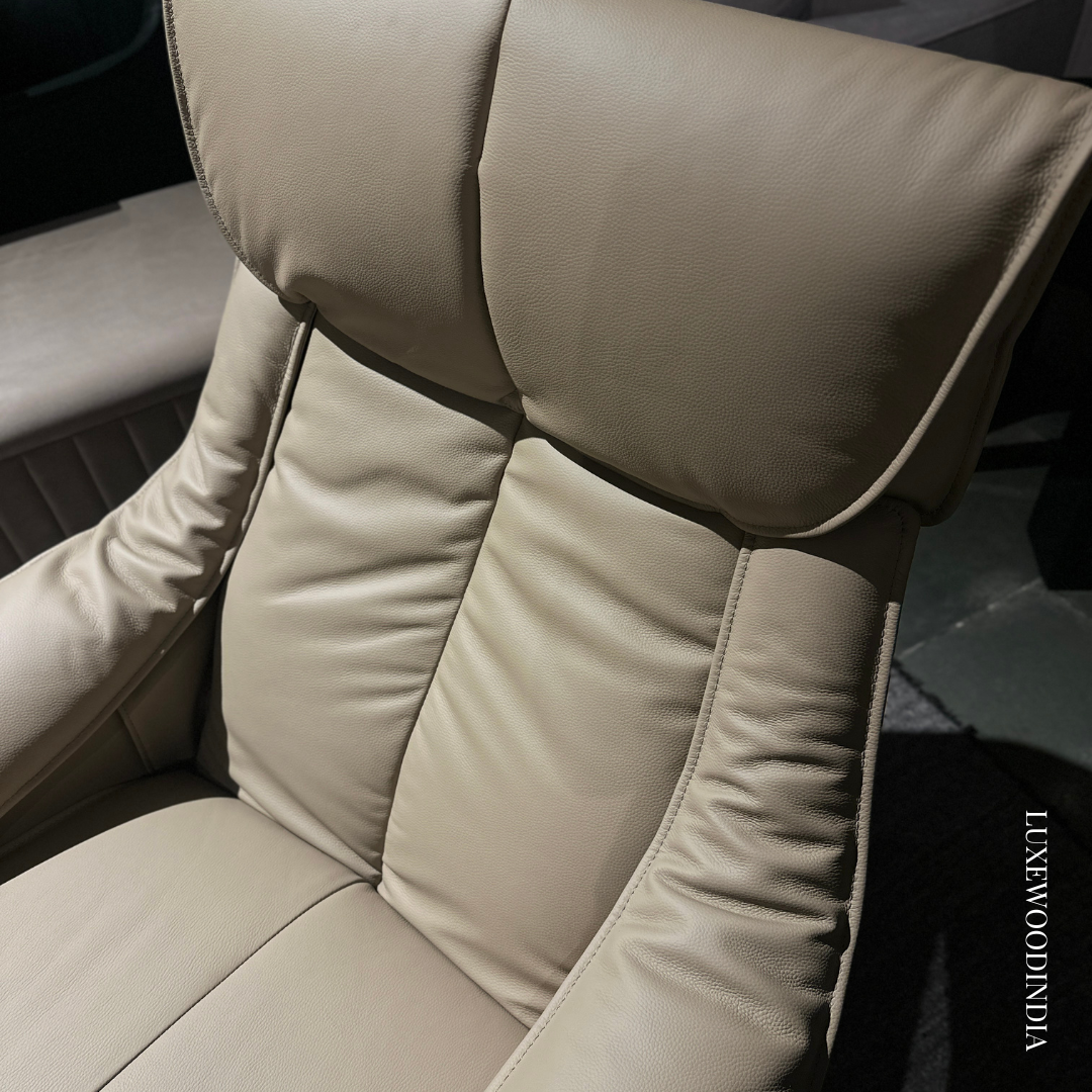 SUMO BODY TOUCH LEATHER RECLINER WITH FOOTSTOOL