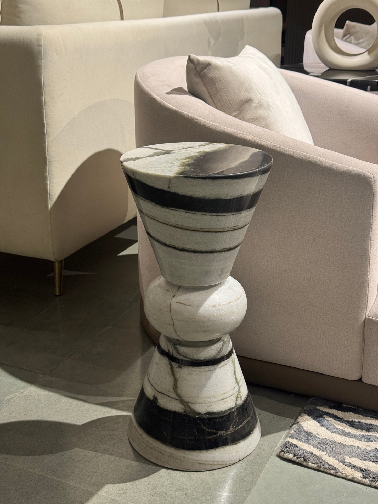 The bow tie side table