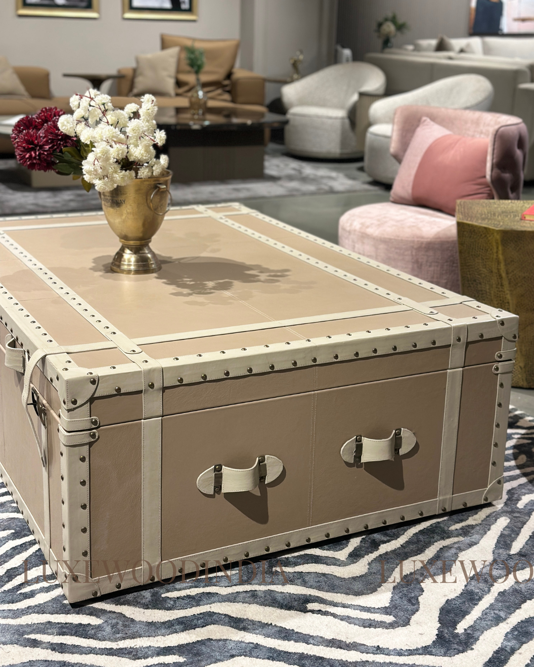 BOB LEATHER GENUINE TRUNK / TABLE  WITH STORAGE - BEIGE