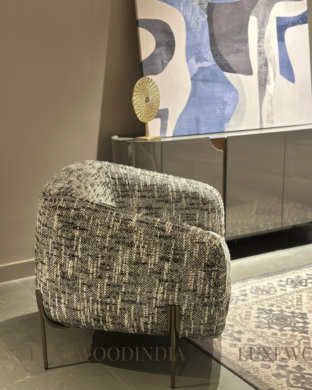 BUBBLE  LOUNGE CHAIR